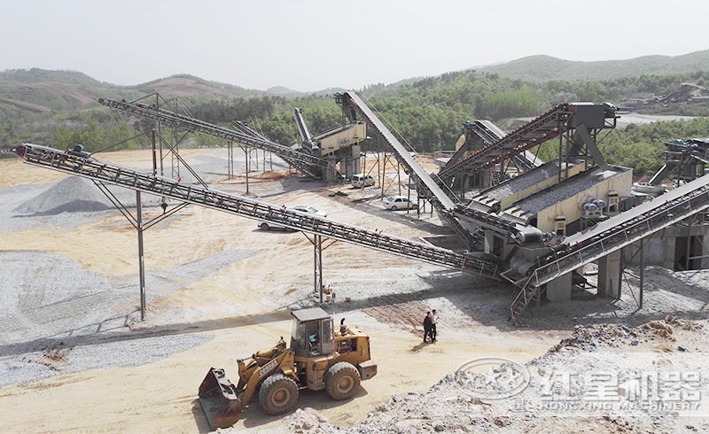 南阳市时产800吨的玄武岩碎石生产线现场