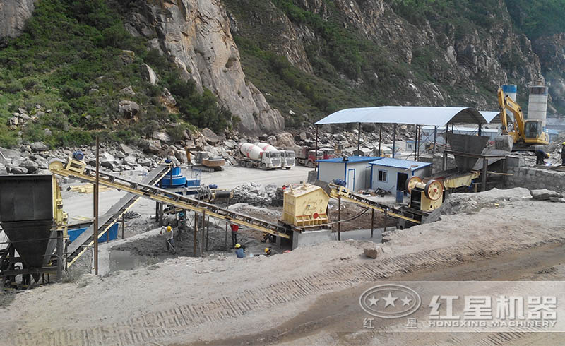 红星湖南用户时产150吨的山石制砂生产线现场