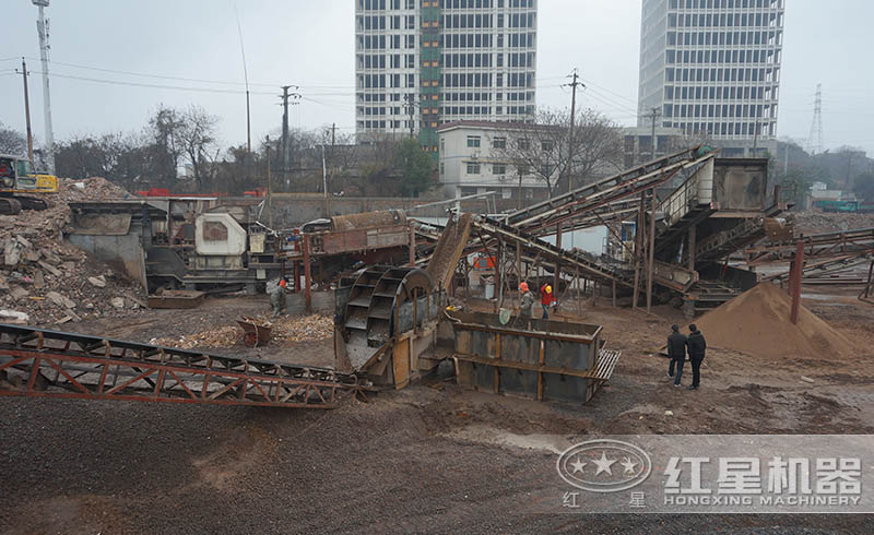 红星用户移动式建筑垃圾破碎现场